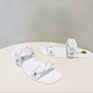 True Religion Janay Chains White Jelly Sandals Size 6 NEW